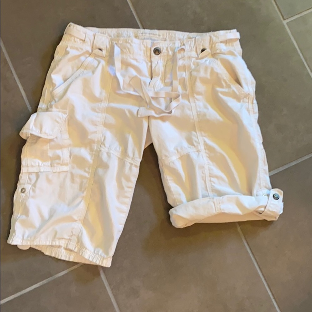 White women’s cargo shorts
